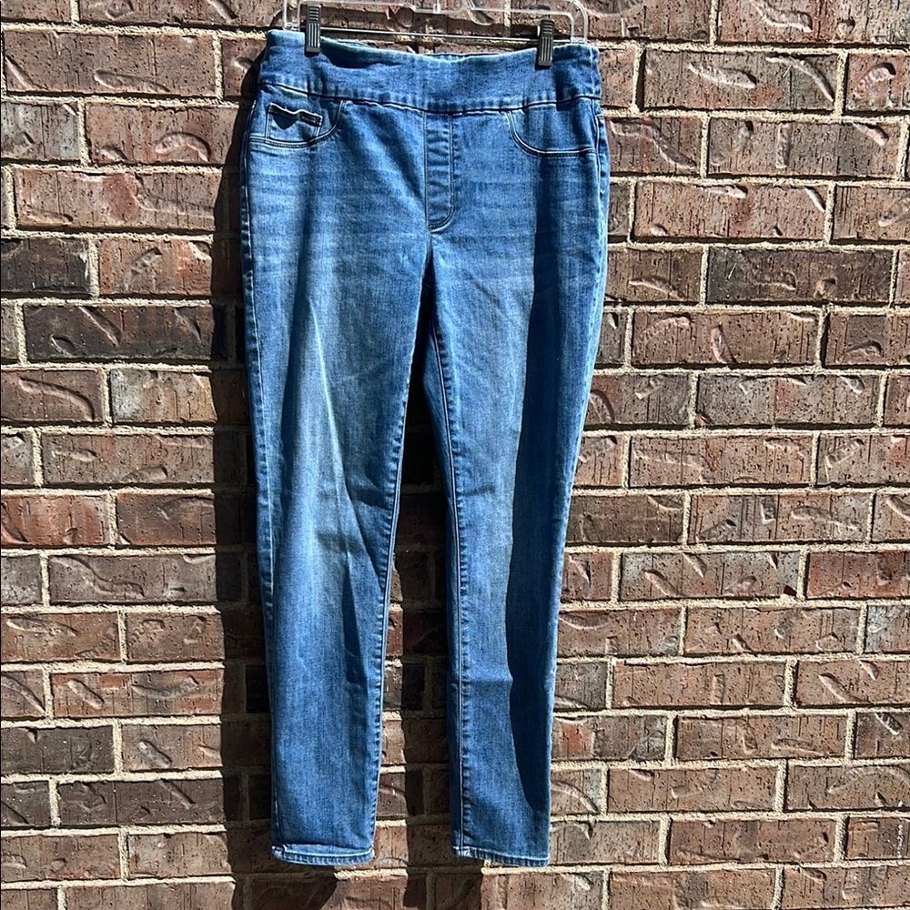 Chicos Jeggings Size 0.5R US 6R Blue Skinny Jeans Pull On Stretch Comfort Denim